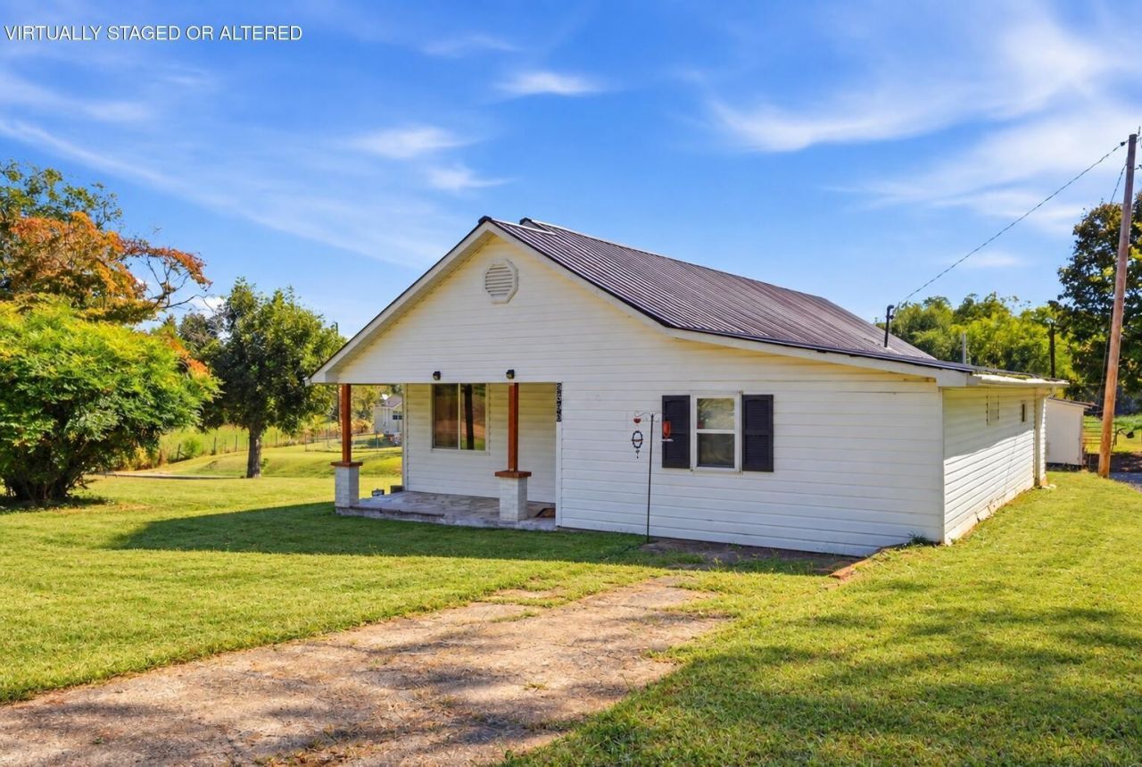9590 Valley View Highway, Whitwell, TN 37397 Main Photo
