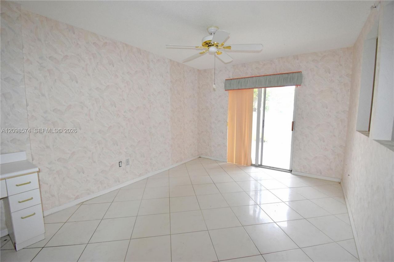 7807 Granville Dr , Unit 104, Tamarac, FL 33321 Photo