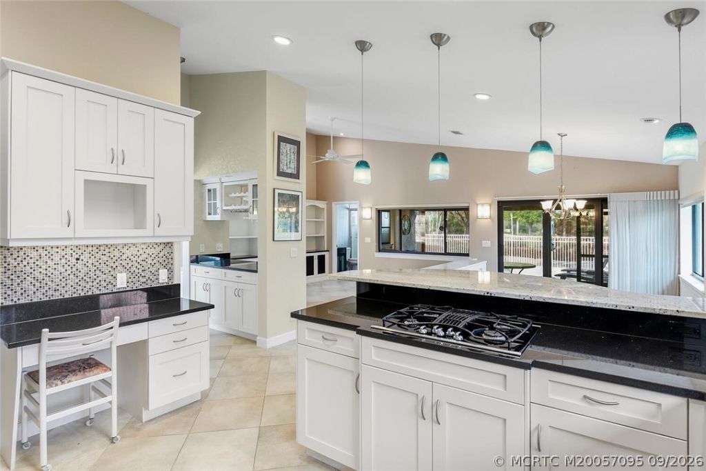 4194 SW Gleneagle Circle, Palm City, FL 34990 Photo