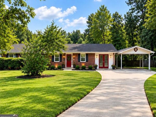 345 Oakhill Cir, Covington, GA 30016