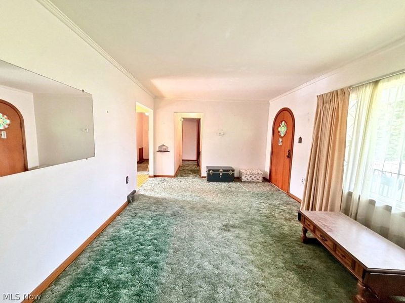 450 W 40th Street, Shadyside, OH 43947 Photo 5