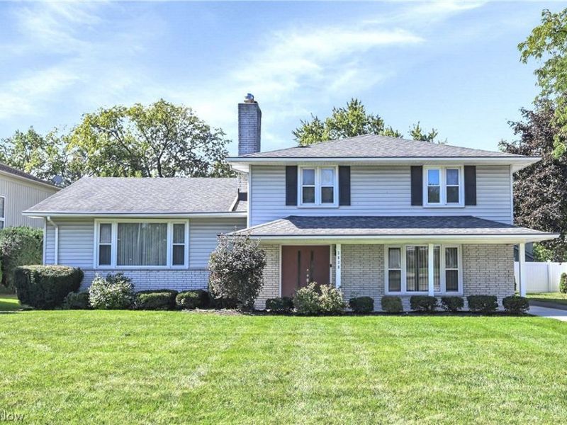 3038 Van Aken Boulevard, Shaker Heights, OH 44120 Photo 1