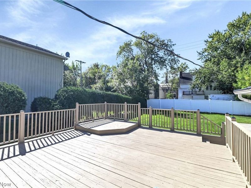 3038 Van Aken Boulevard, Shaker Heights, OH 44120 Photo 6