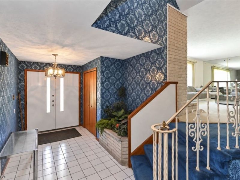 3038 Van Aken Boulevard, Shaker Heights, OH 44120 Photo 9