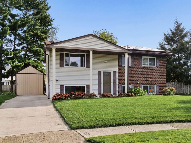 5446 Mellowbrook Court, Columbus, OH 43232 Photo 1