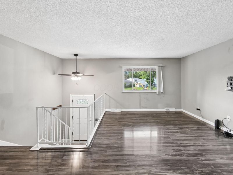 5446 Mellowbrook Court, Columbus, OH 43232 Photo 7
