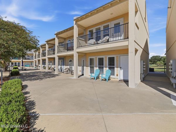 548 Beach Boulevard, Long Beach, MS 39560