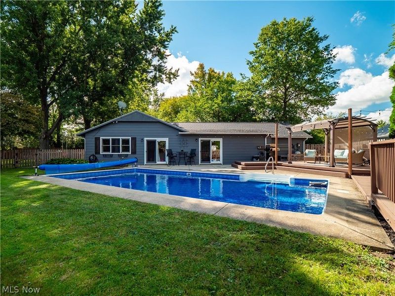 601 Perham Drive, Berea, OH 44017 Photo 3