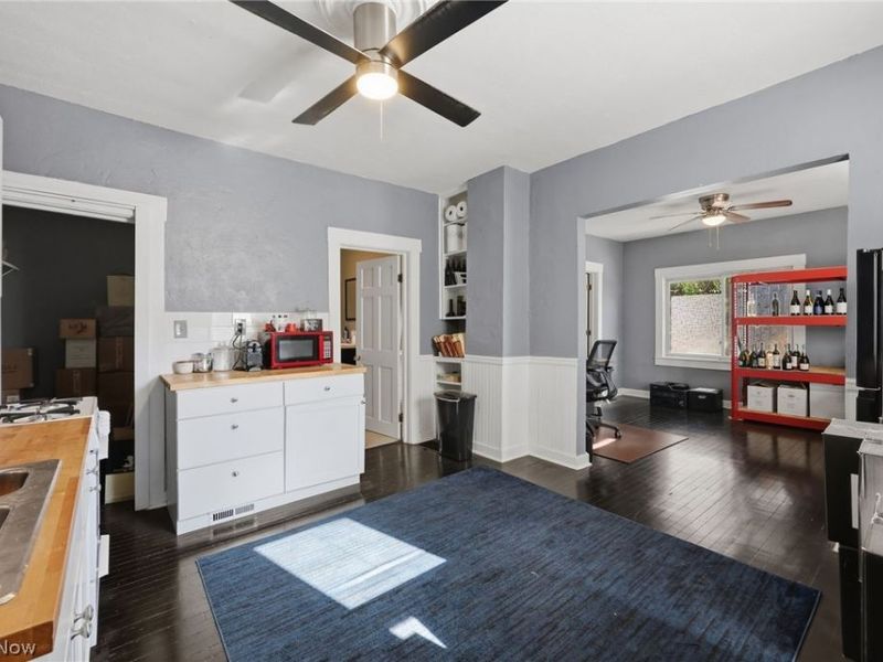 2254 Thurman Street, Cleveland, OH 44113 Photo 6