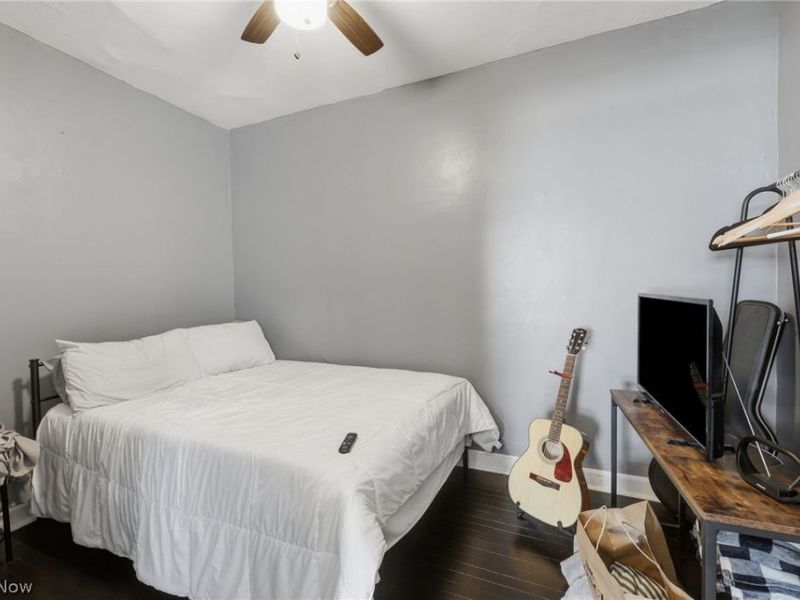 2254 Thurman Street, Cleveland, OH 44113 Photo 9