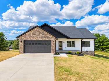 182 Spring Meadows Drive, Science Hill, KY 42553