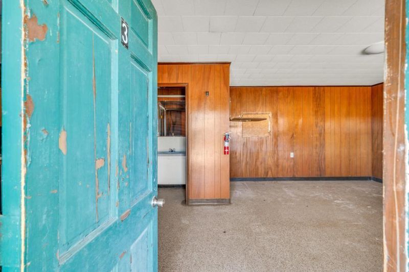 1054 Edgewater Road Photo 34