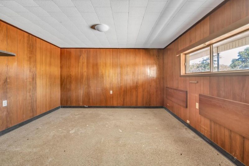 1054 Edgewater Road Photo 36