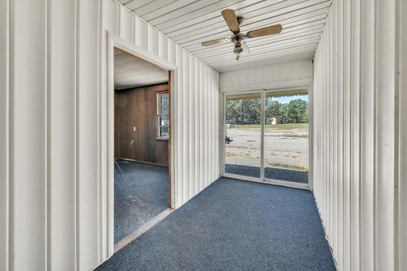 1054 Edgewater Road Photo 69