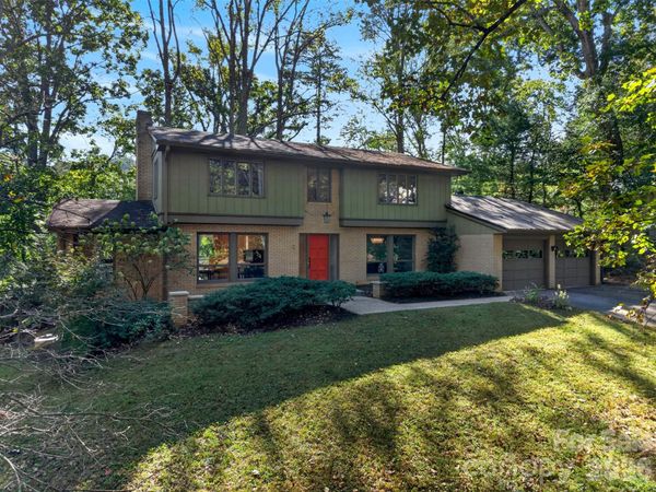 14 Willow Road, Asheville, NC 28804