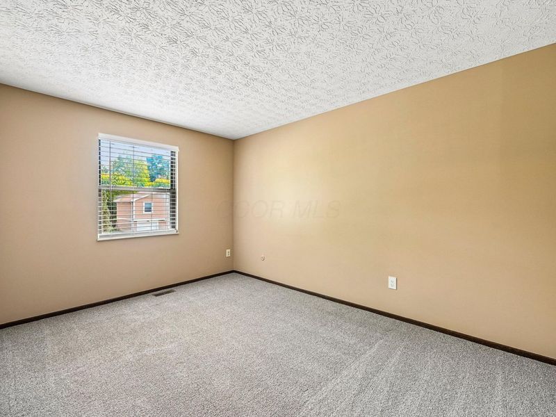 4031 Freedom Ridge Court, Columbus, OH 43230 Photo 11