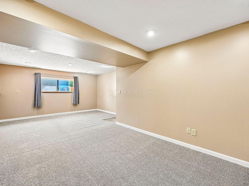 4031 Freedom Ridge Court, Columbus, OH 43230 Photo 16