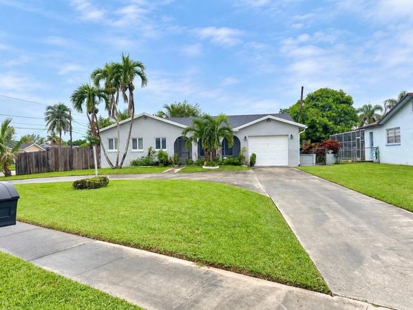 22199 SW 59TH Avenue, Boca Raton, FL 33428