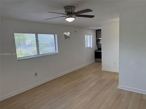 180 NE 71st St , Unit 10, Miami, FL 33138