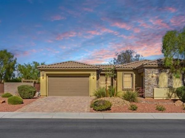8618 Amber Autumn Street, Las Vegas, NV 89131