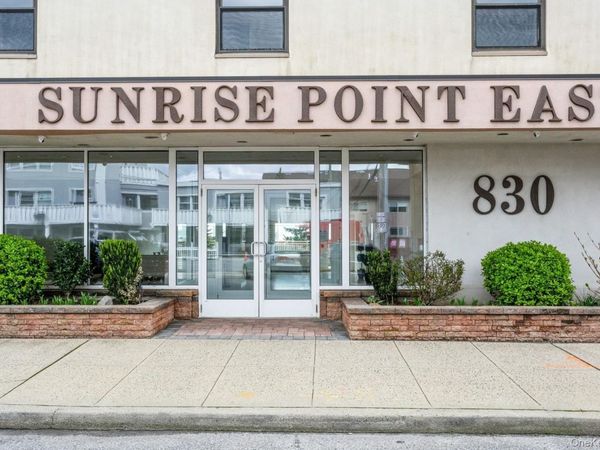830 Shore Road, Unit 3Q, Long Beach, NY 11561