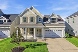 553 Harbour Pointe Drive  photo 4