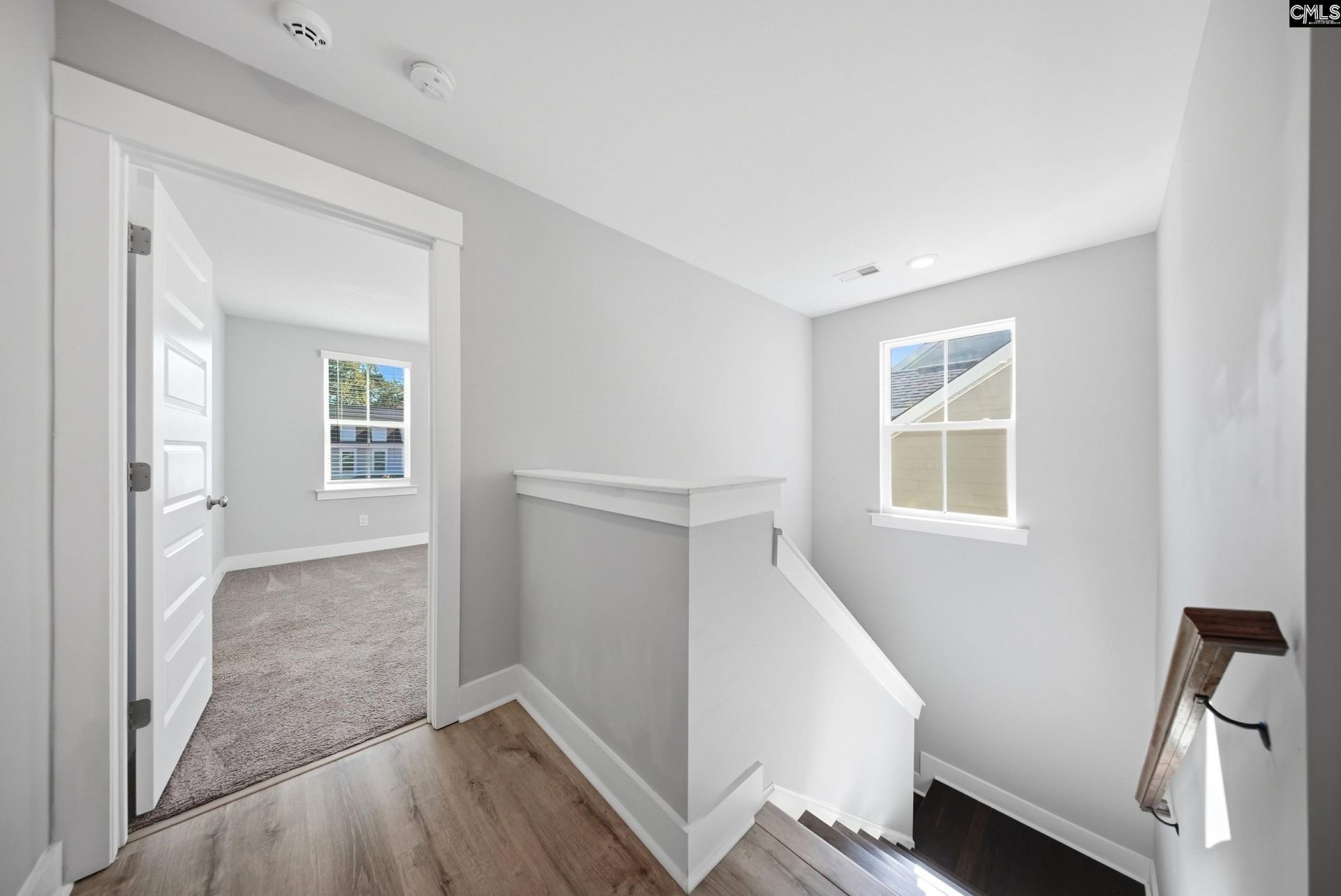553 Harbour Pointe Drive  Photo 24