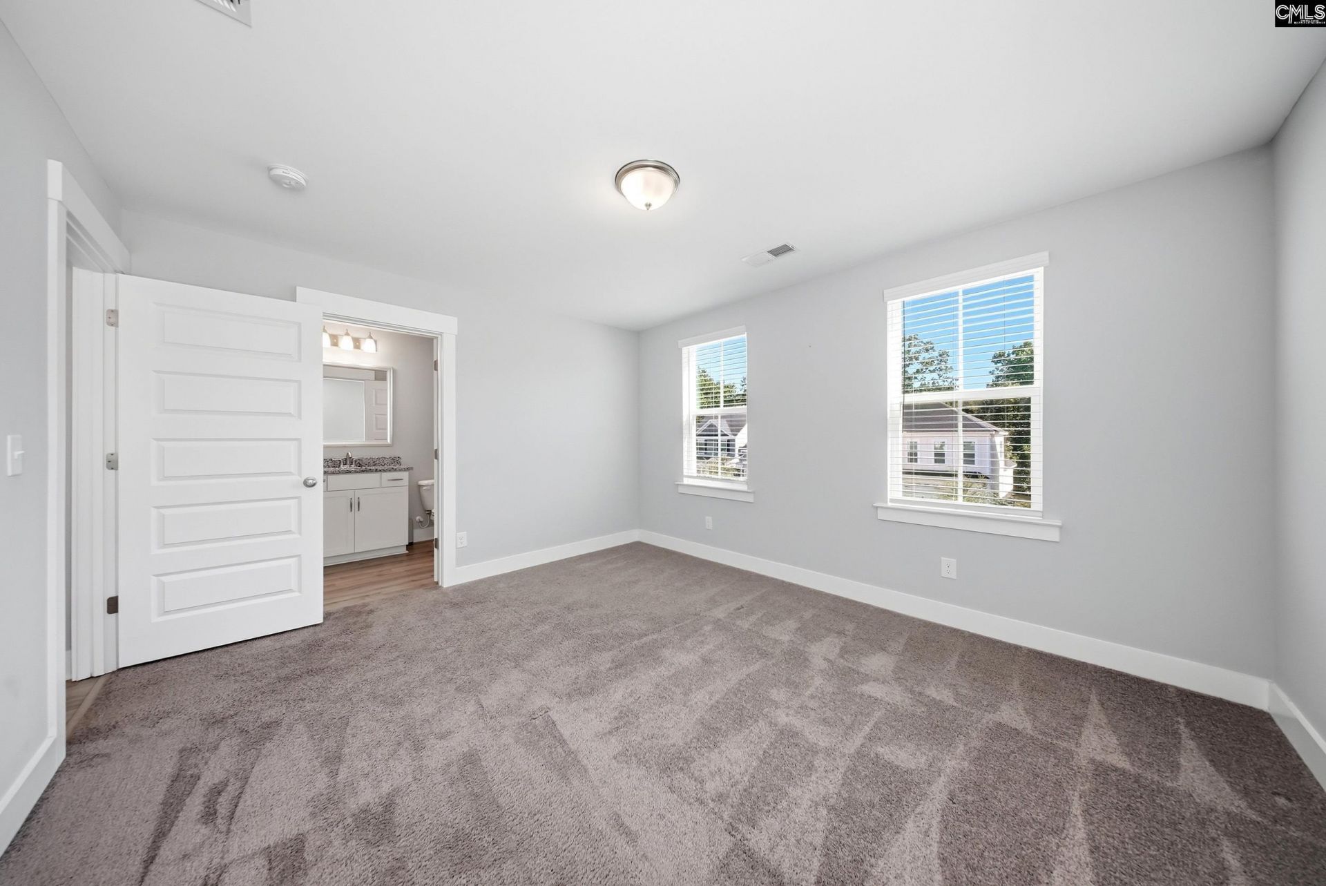 553 Harbour Pointe Drive  Photo 26