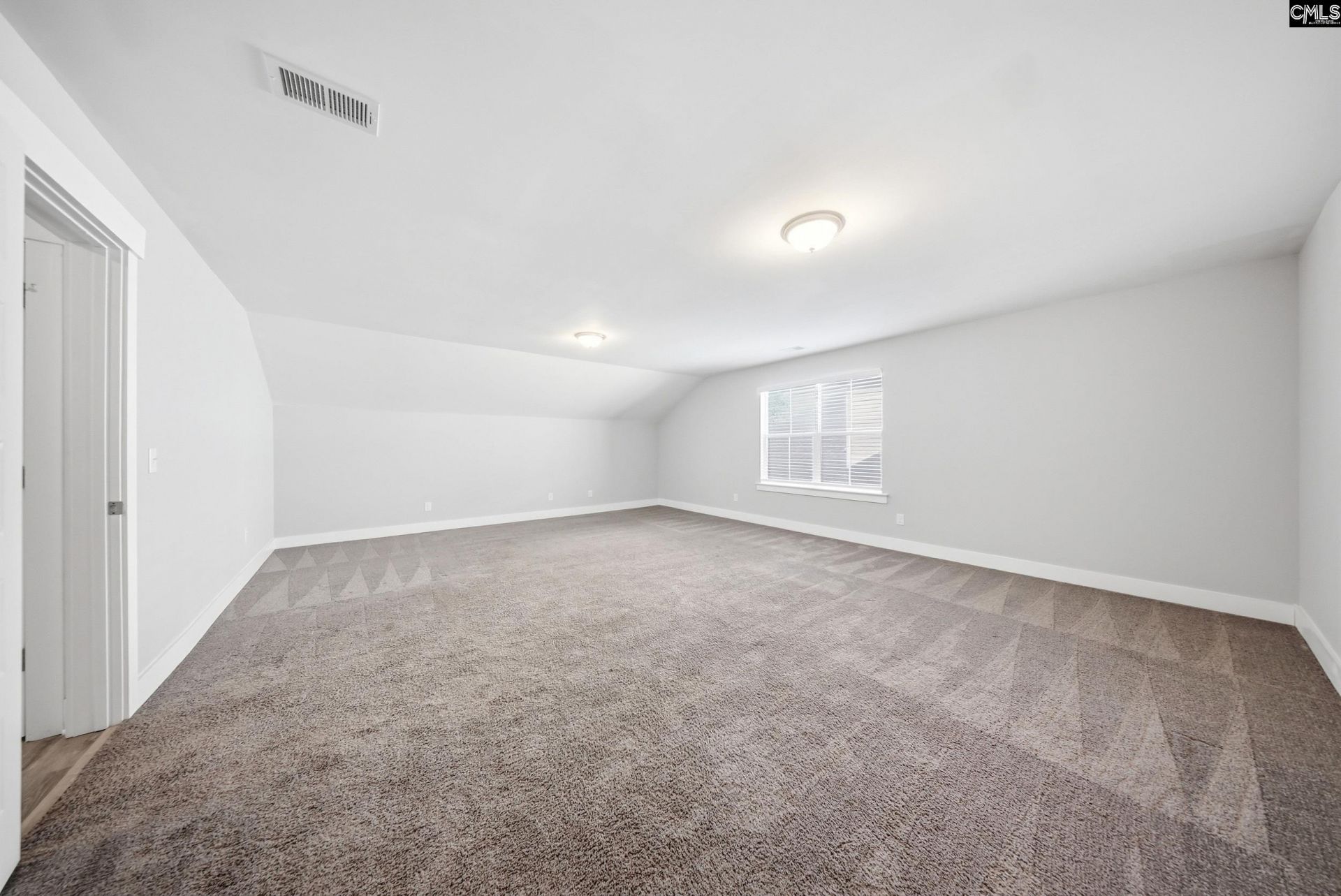 553 Harbour Pointe Drive  Photo 28