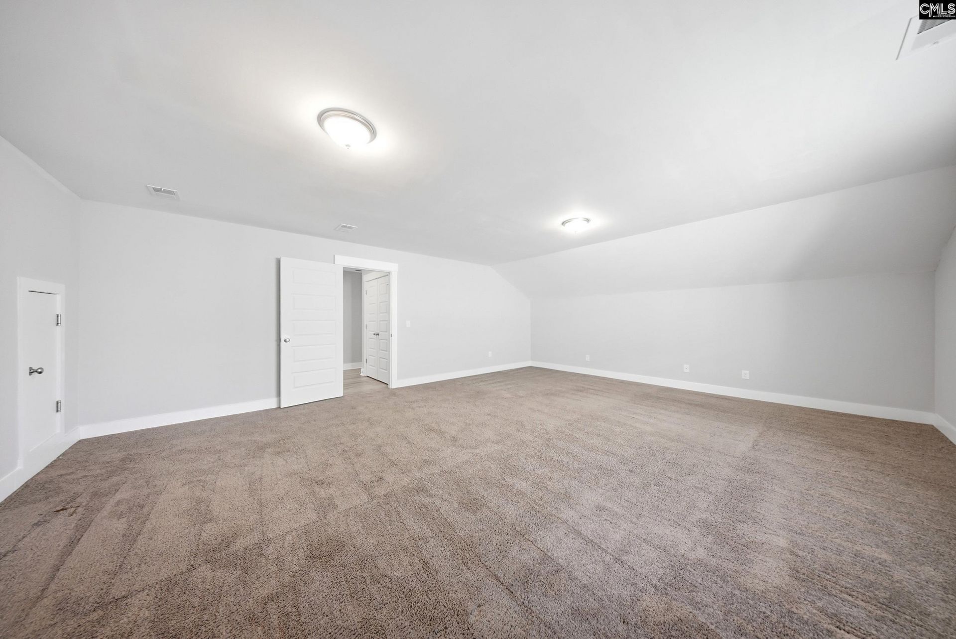 553 Harbour Pointe Drive  Photo 29