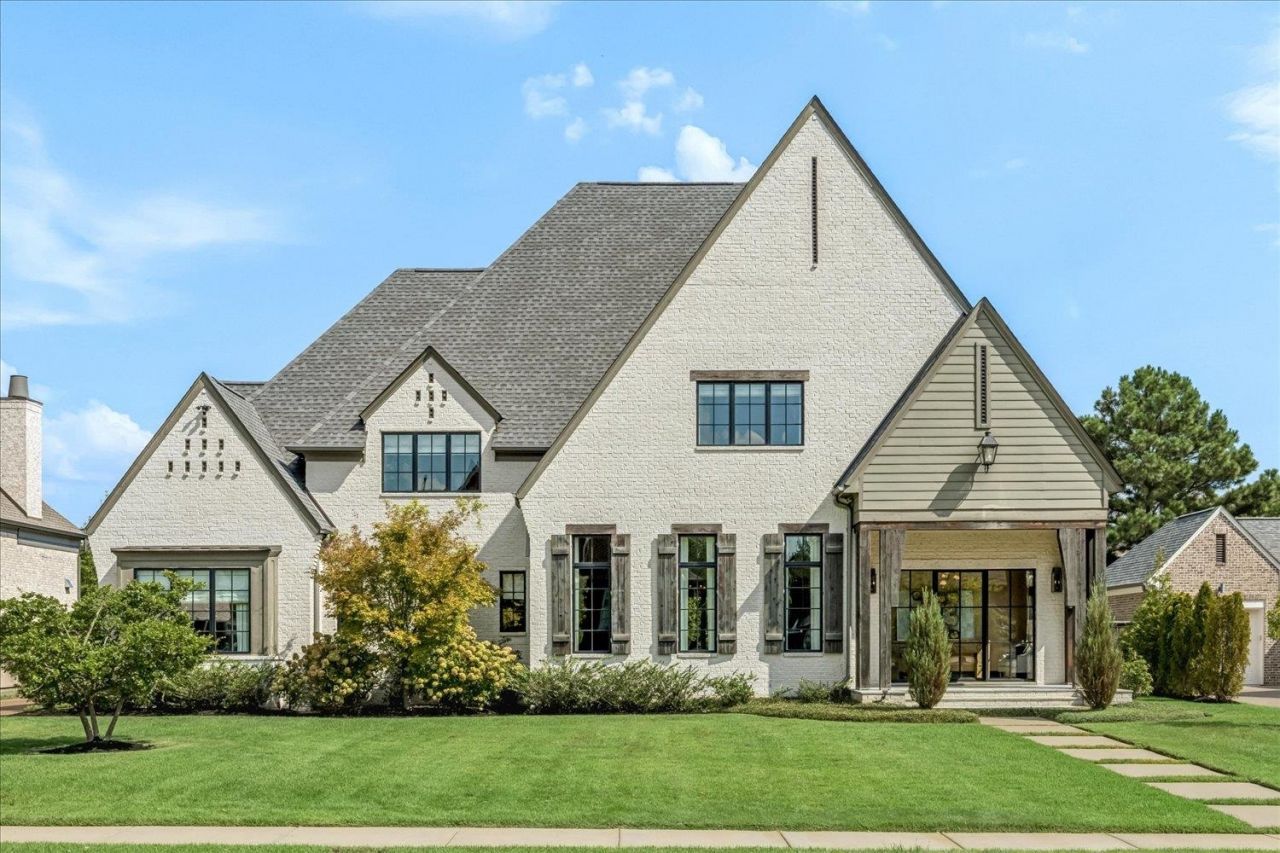 3182 Chapel Woods Cv, Germantown, TN 38139 Main Photo