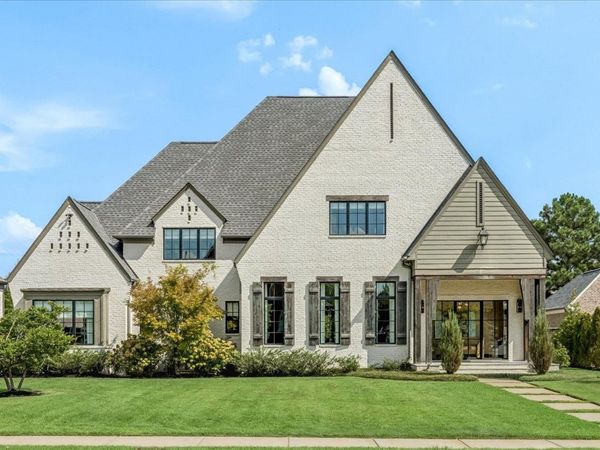 3182 CHAPEL WOODS CV, Germantown, TN 38139