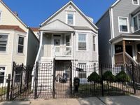 2835 N Ridgeway Avenue, Chicago, IL 60618 primary photo