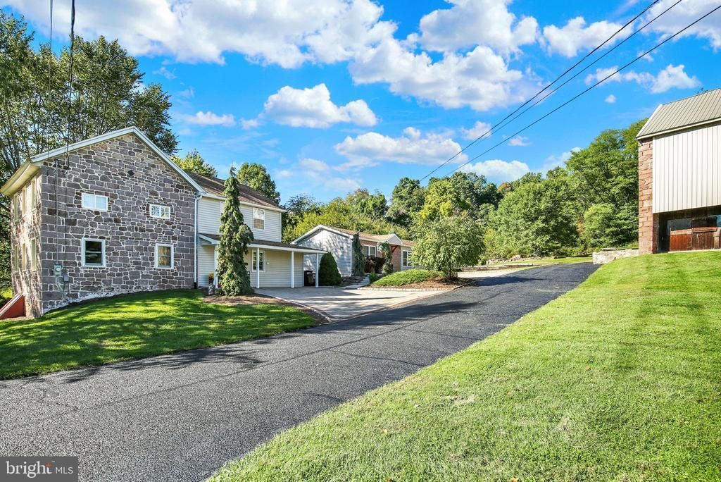 1495 ALLEGHENYVILLE ROAD, MOHNTON, PA 19540