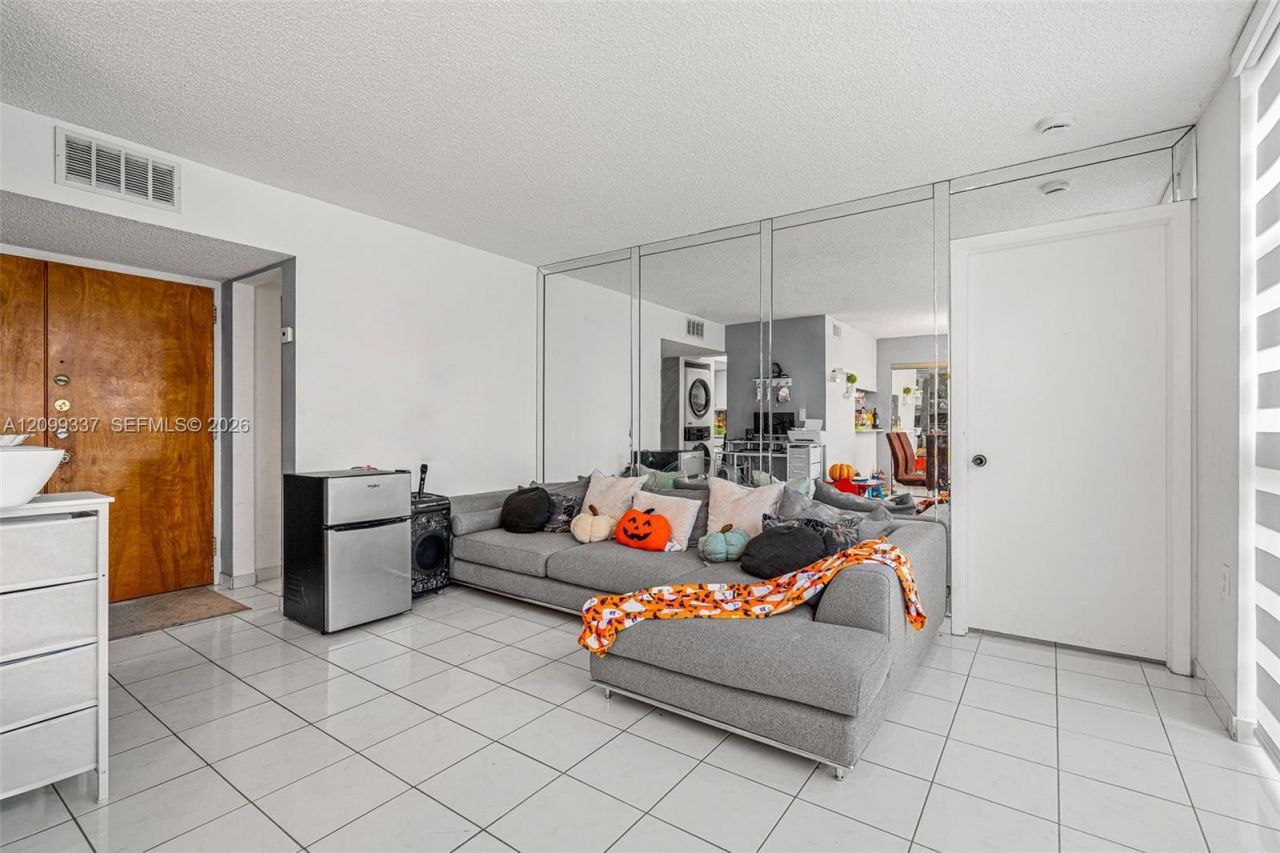 11800 SW 18th St , Unit 201-4, Miami, FL 33175 Photo
