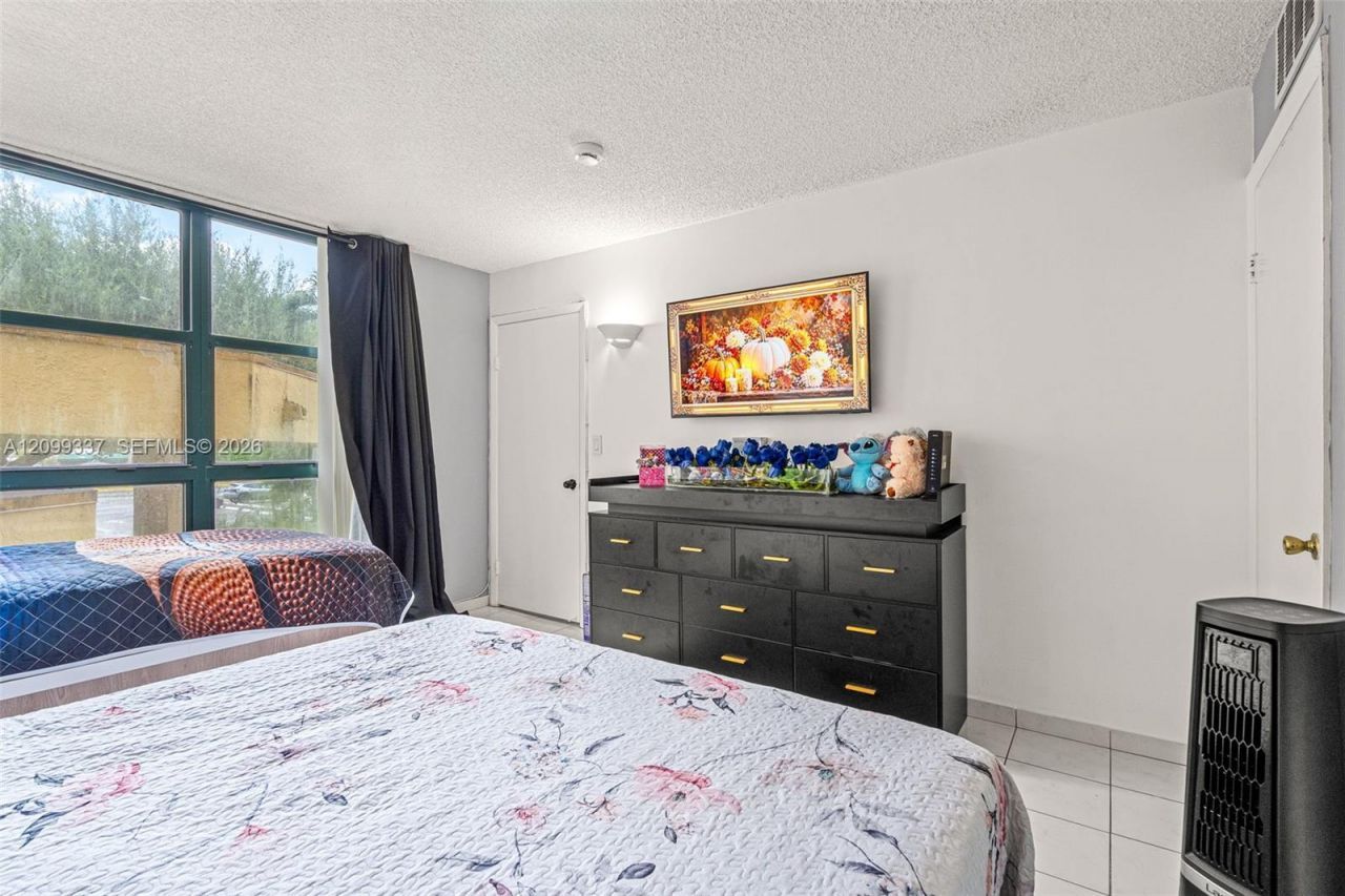 11800 SW 18th St , Unit 201-4, Miami, FL 33175 Photo