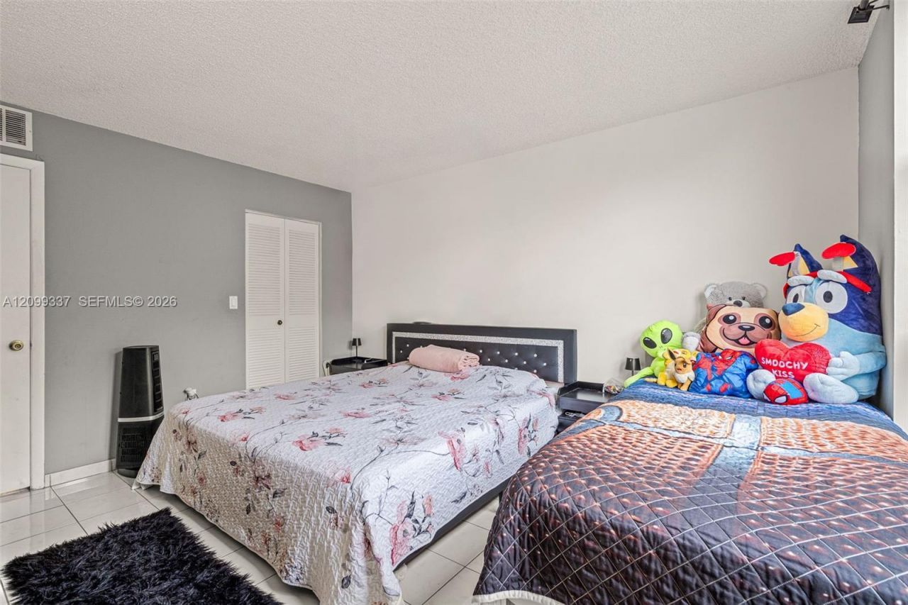 11800 SW 18th St , Unit 201-4, Miami, FL 33175 Photo