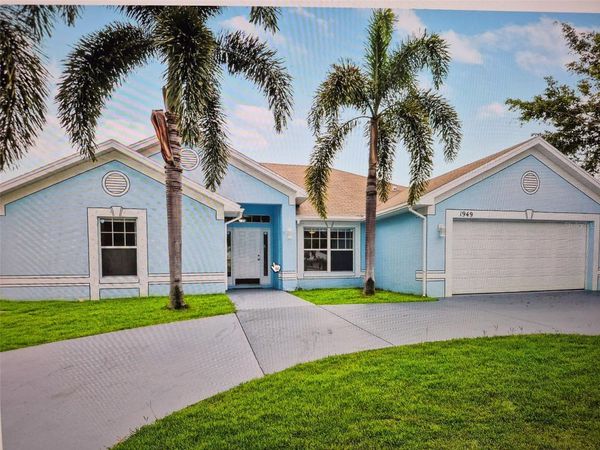 1949 SE AIROSO BOULEVARD , PORT ST LUCIE, FL 34984