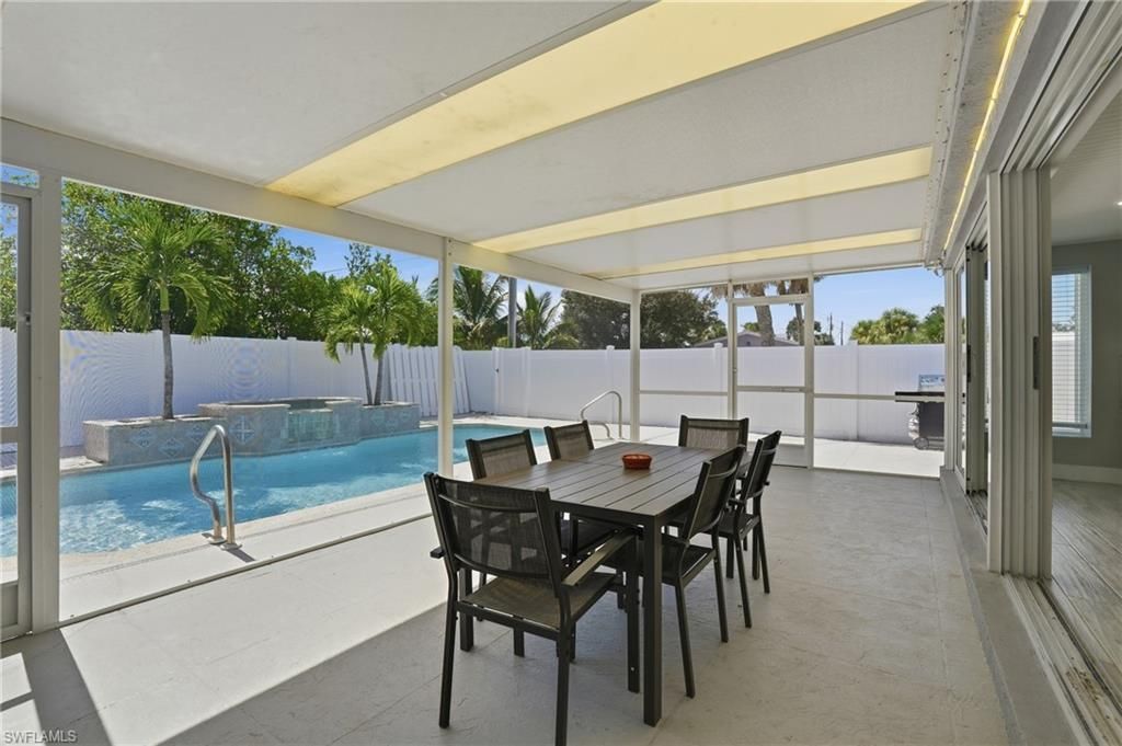 310 Madison Ct , Fort Myers Beach, FL 33931 Photo