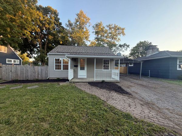 1979 E Cooke Road , Columbus, OH 43224