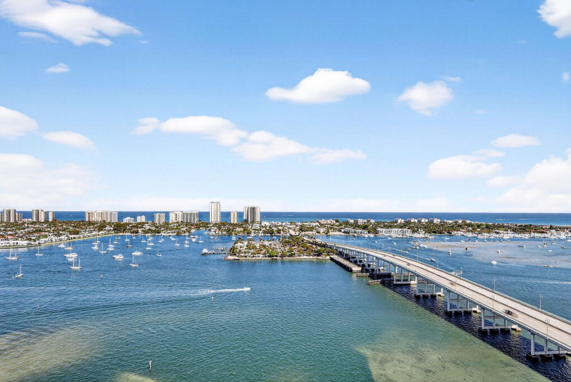 2640 Lake Shore Drive, Unit 2608, Riviera Beach, FL 33404 Photo