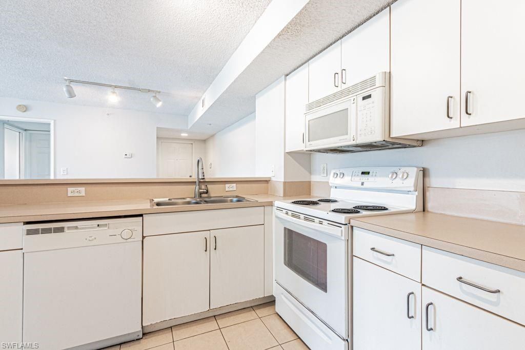 1810 Florida Club Cir , Unit 1204, Naples, FL 34112 Photo