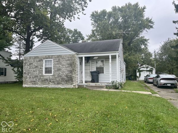 821 W Cross Street , Anderson, IN 46011