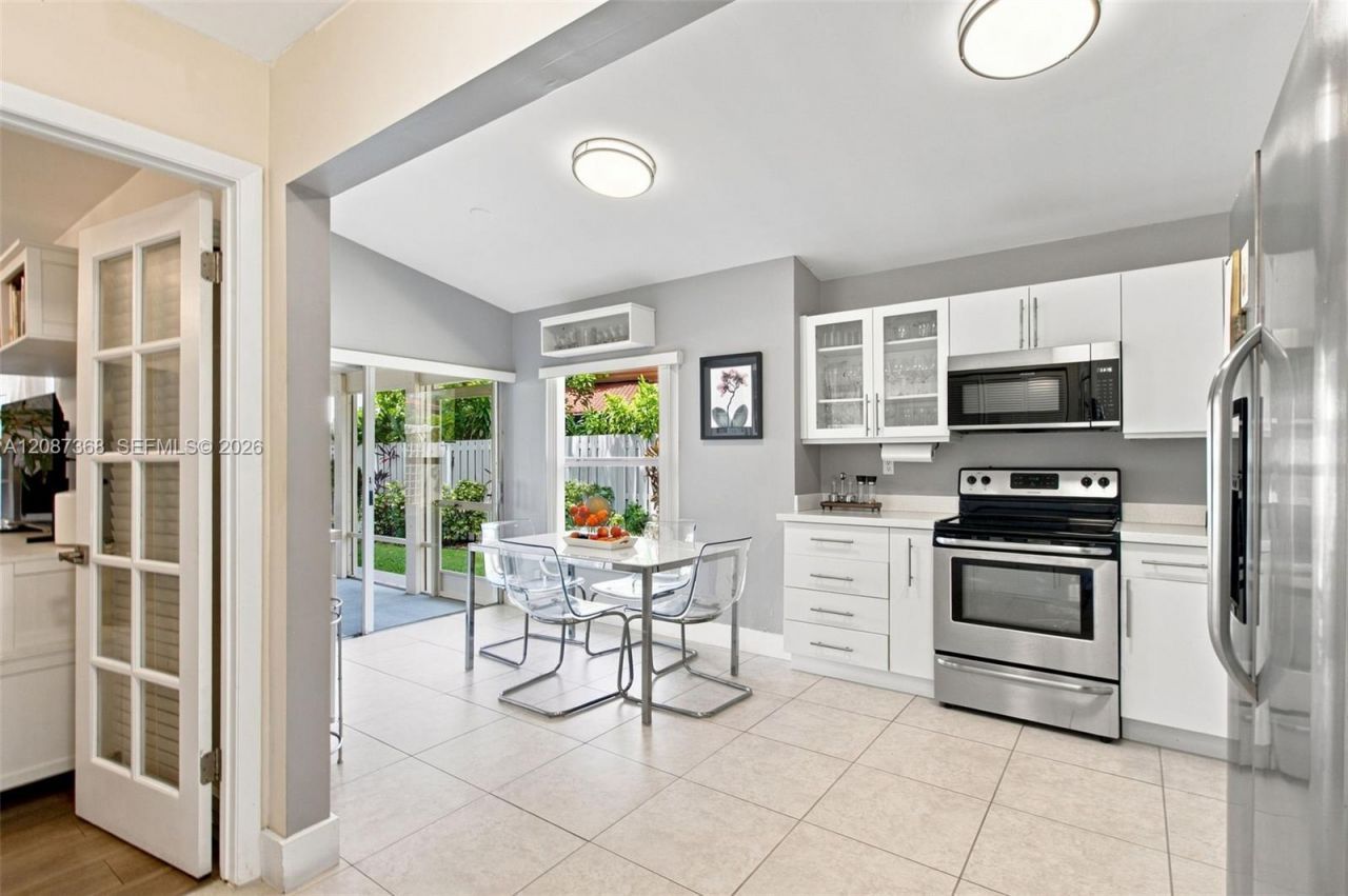 12720 NW 13th St, Sunrise, FL 33323 Photo