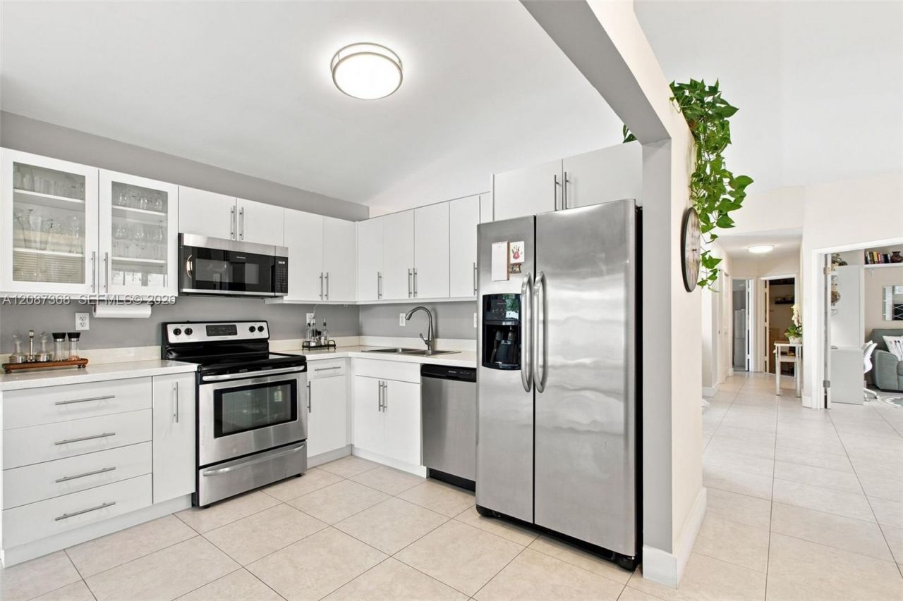 12720 NW 13th St, Sunrise, FL 33323 Photo