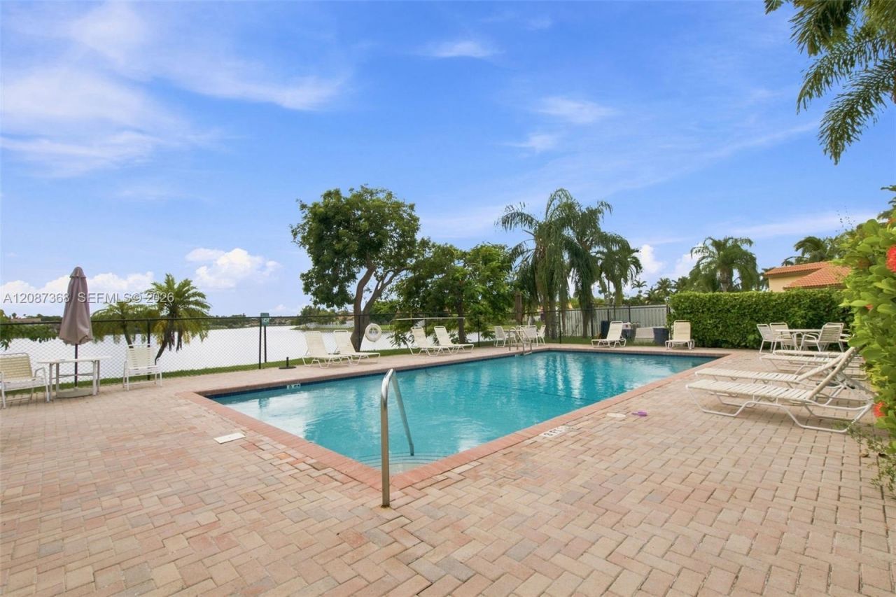 12720 NW 13th St, Sunrise, FL 33323 Photo