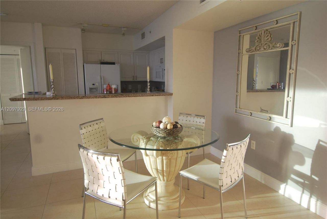 90 Alton Rd , Unit 2004, Miami Beach, FL 33139 Photo