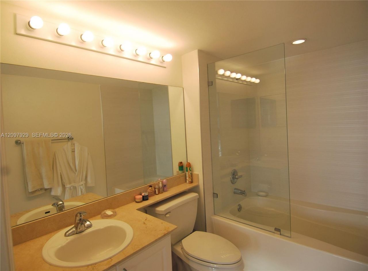 90 Alton Rd , Unit 2004, Miami Beach, FL 33139 Photo