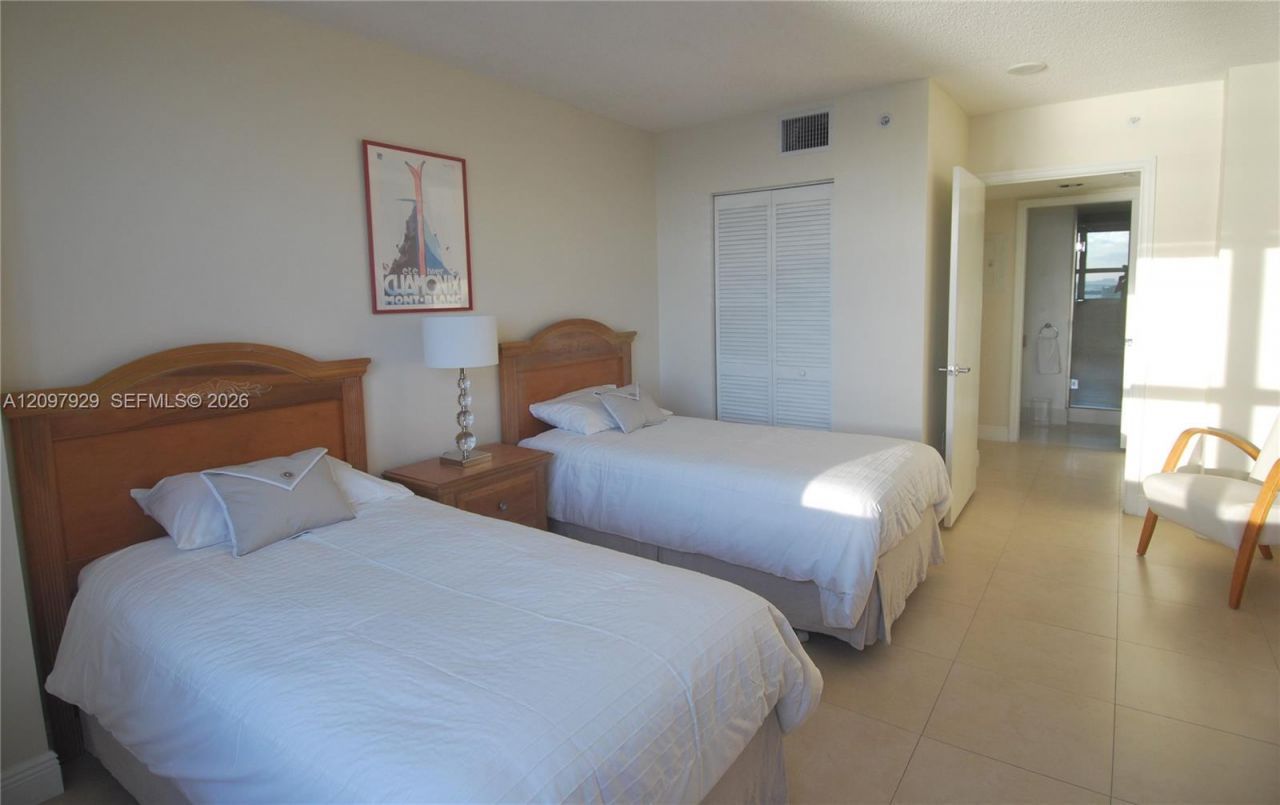 90 Alton Rd , Unit 2004, Miami Beach, FL 33139 Photo
