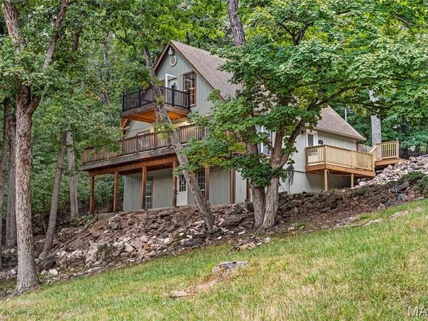 902 N Lake Sherwood Drive , Lake Sherwood, MO 63357